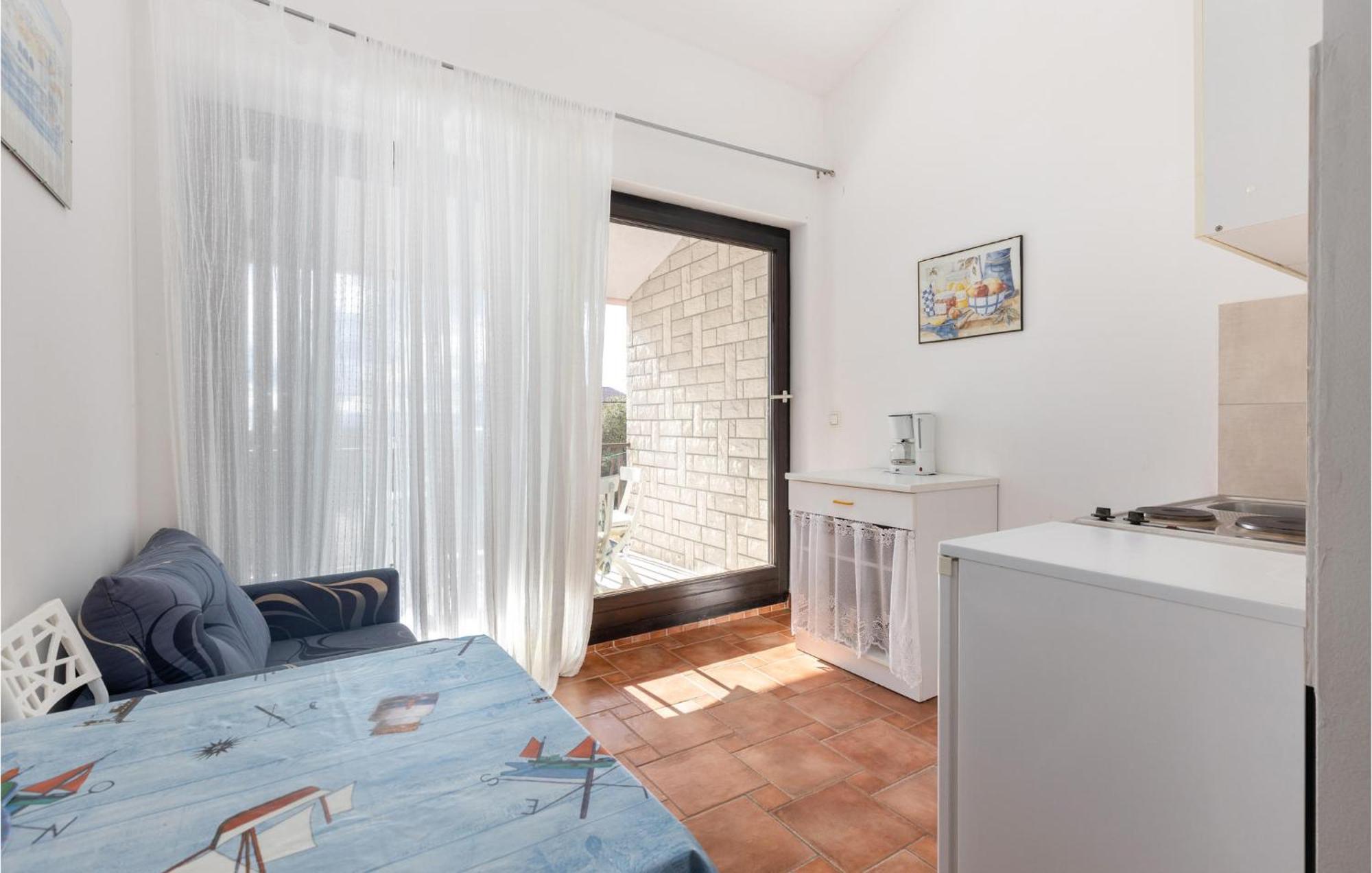 Nice Apartment In Jadranovo With Kitchen Εξωτερικό φωτογραφία