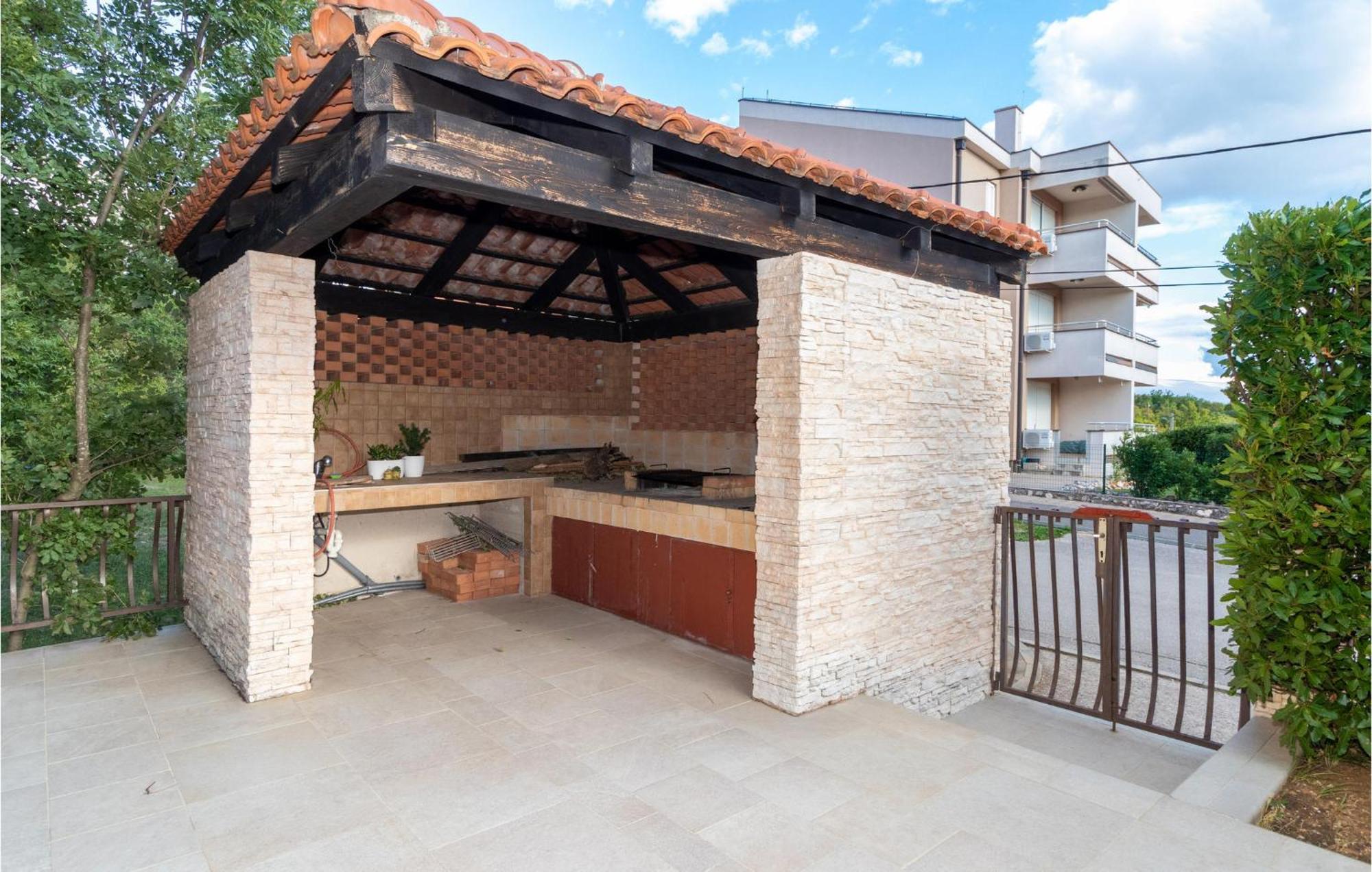 Nice Apartment In Jadranovo With Kitchen Εξωτερικό φωτογραφία