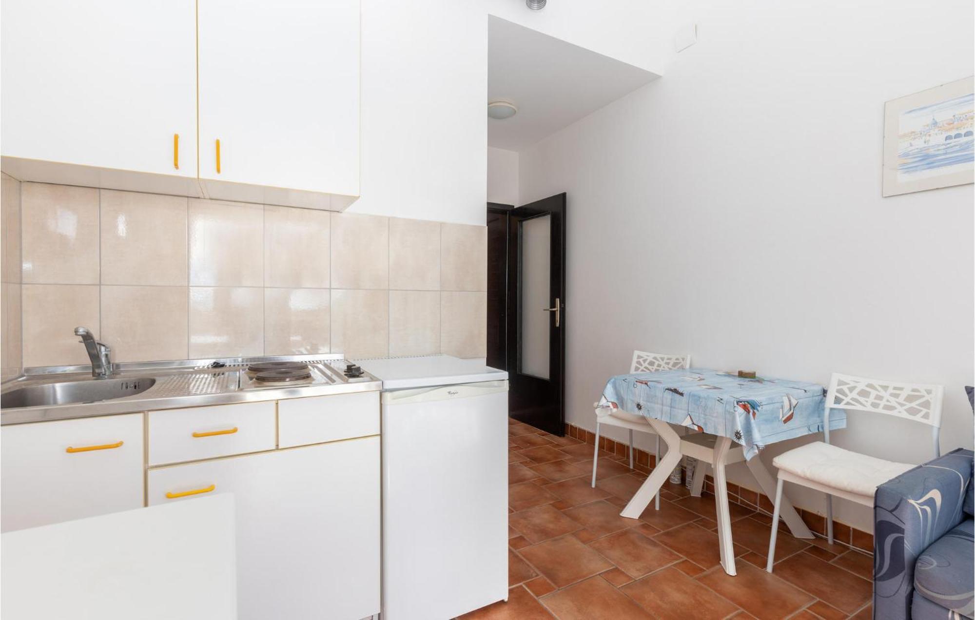 Nice Apartment In Jadranovo With Kitchen Εξωτερικό φωτογραφία