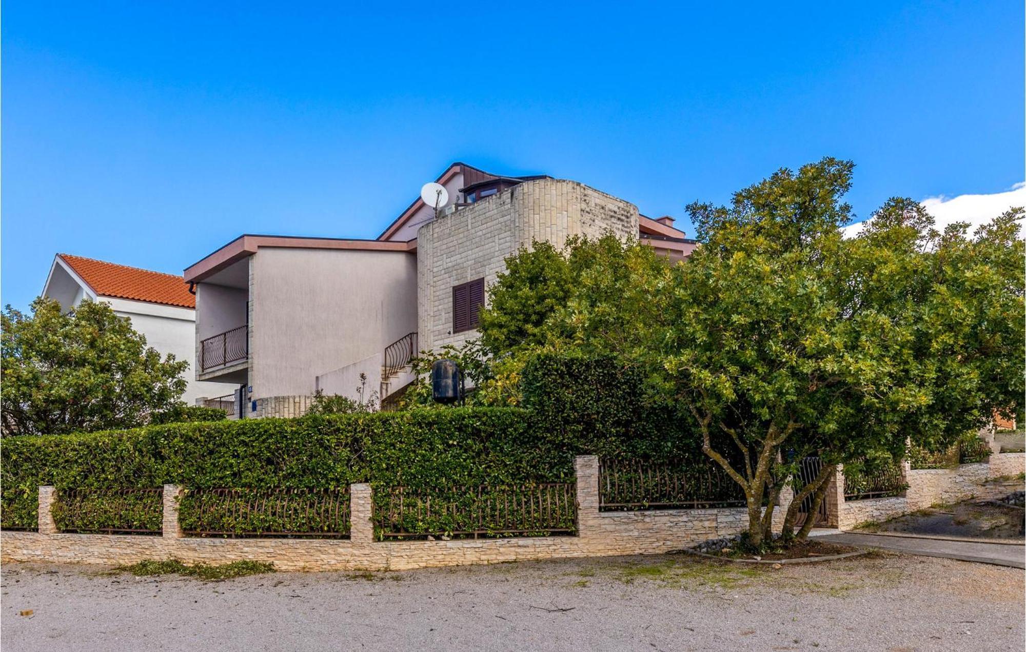 Nice Apartment In Jadranovo With Kitchen Εξωτερικό φωτογραφία